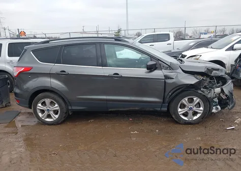 2015 Ford Escape Se z USA, uszkodzony, nr VIN 1FMCU9GX4FUB27629